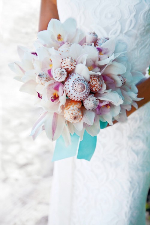stunning-beach-wedding-bouquets-56-500x750